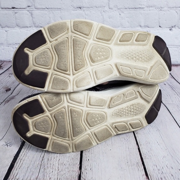 New Balance Coast Gym Sneakers - Picture 7 of 8